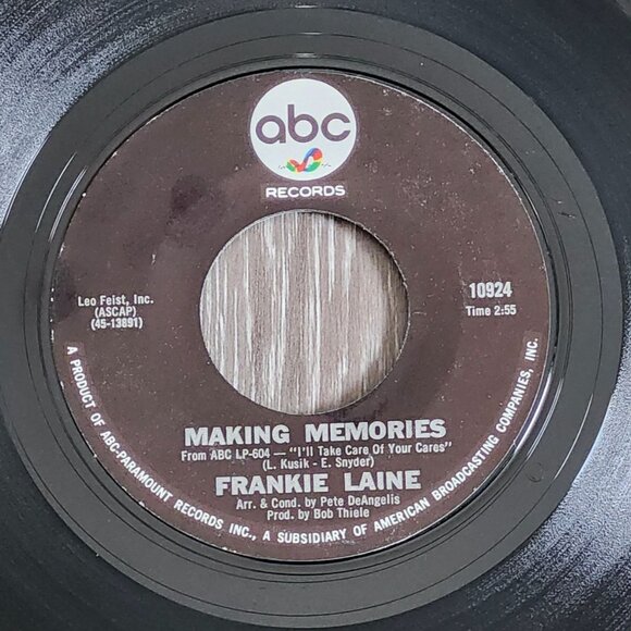 Frankie Laine The Moment Of Truth Making Memories 45RPM 1967 ABC Records 10924 - Picture 4 of 4
